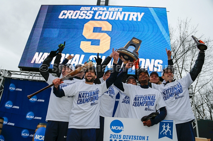2015NCAAXC-0146.JPG - 2015 NCAA D1 Cross Country Championships, November 21, 2015, held at E.P. "Tom" Sawyer State Park in Louisville, KY.